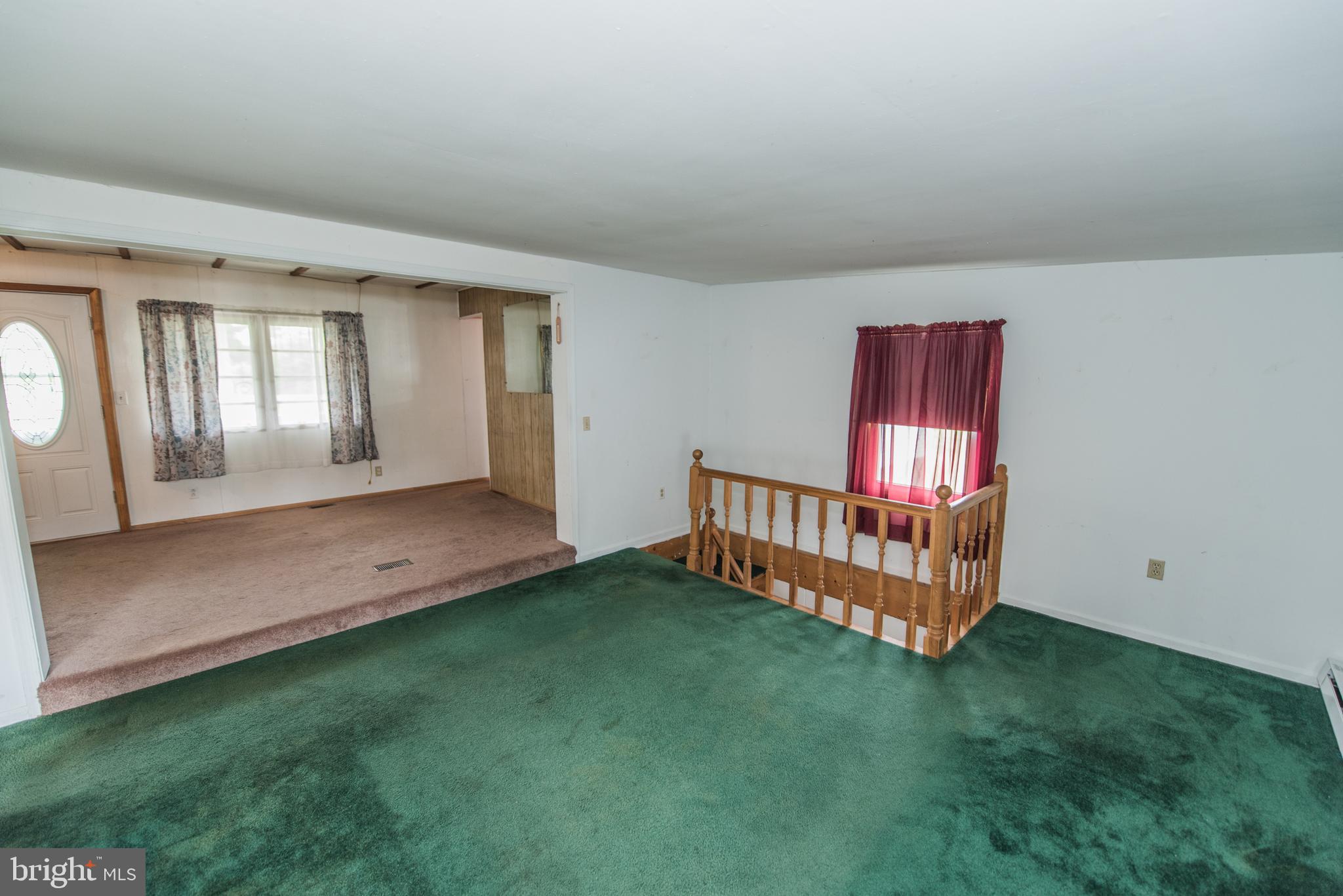 198 Packing House Road Berkeley Springs, WV 25411 - Photo 35 of 53 Family Room