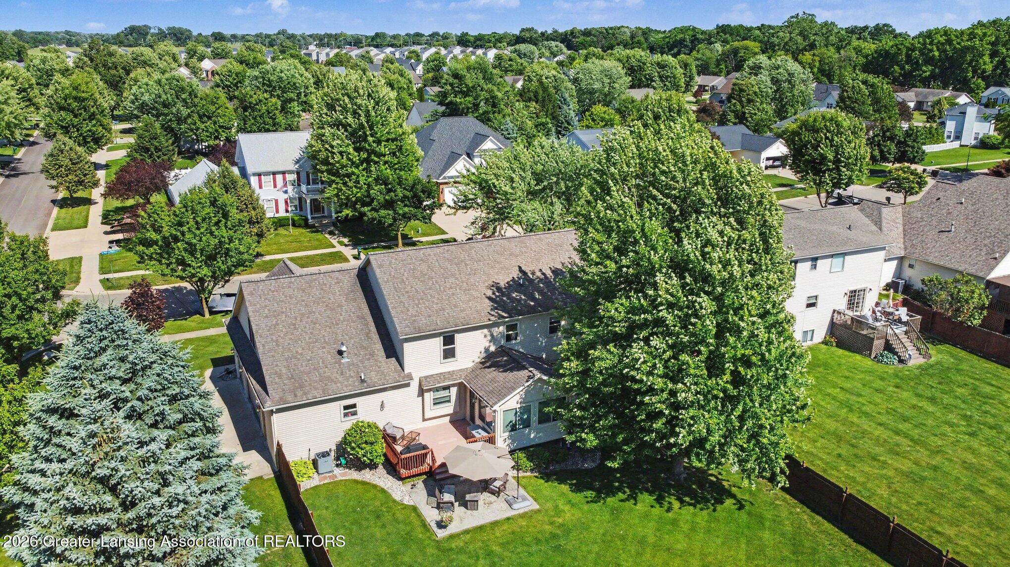 1113 Hawks Ridge Grand Ledge, MI 48837 - Photo 43 of 45 042_file_5505