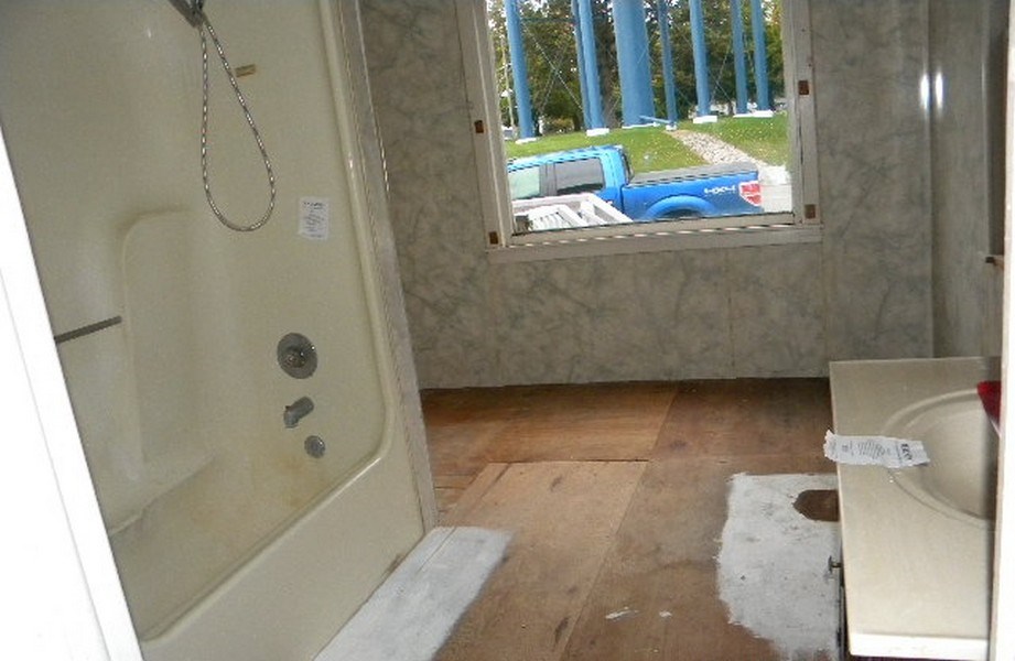939 West Gilford Road Caro, MI 48723 - Photo 3 of 22 Gallery Image 3