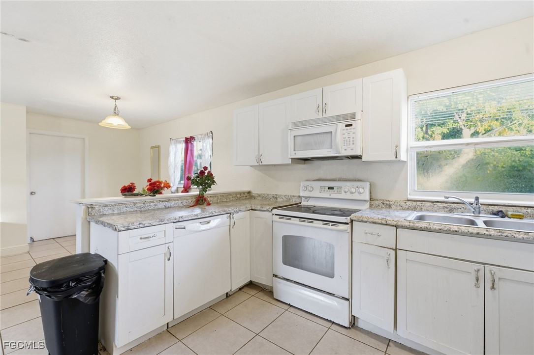 2505 Henderson Avenue Fort Myers, FL 33916 - Photo 11 of 18