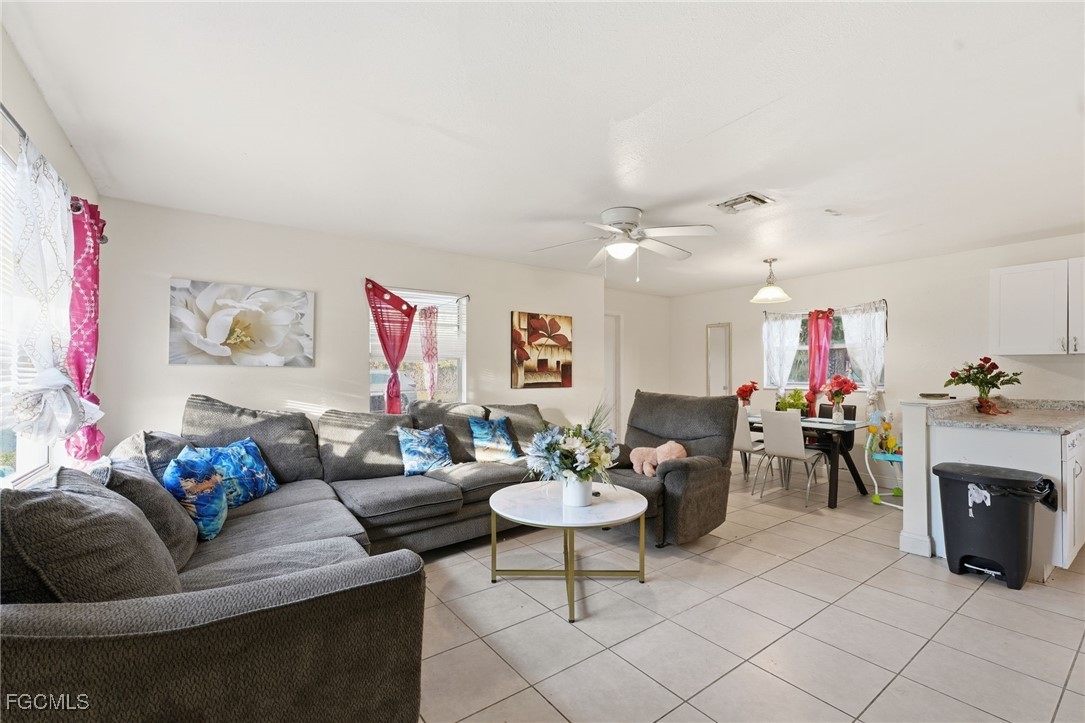 2505 Henderson Avenue Fort Myers, FL 33916 - Photo 7 of 18