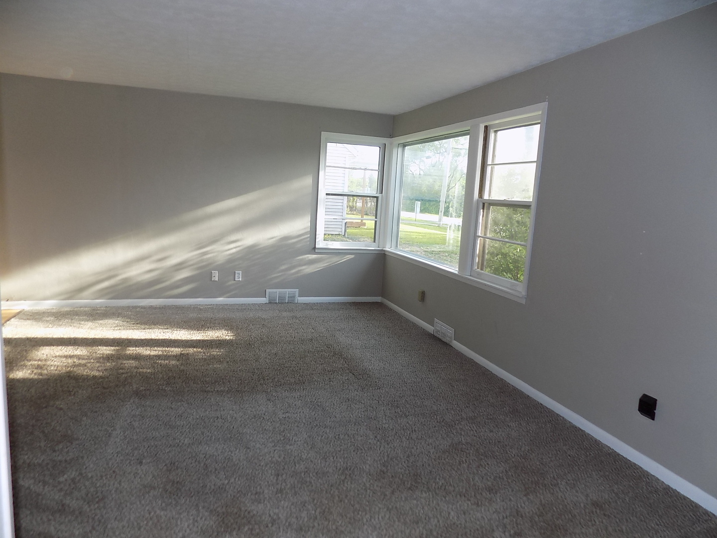14439 Smith Road Lockport, IL 60441 - Photo 9 of 36