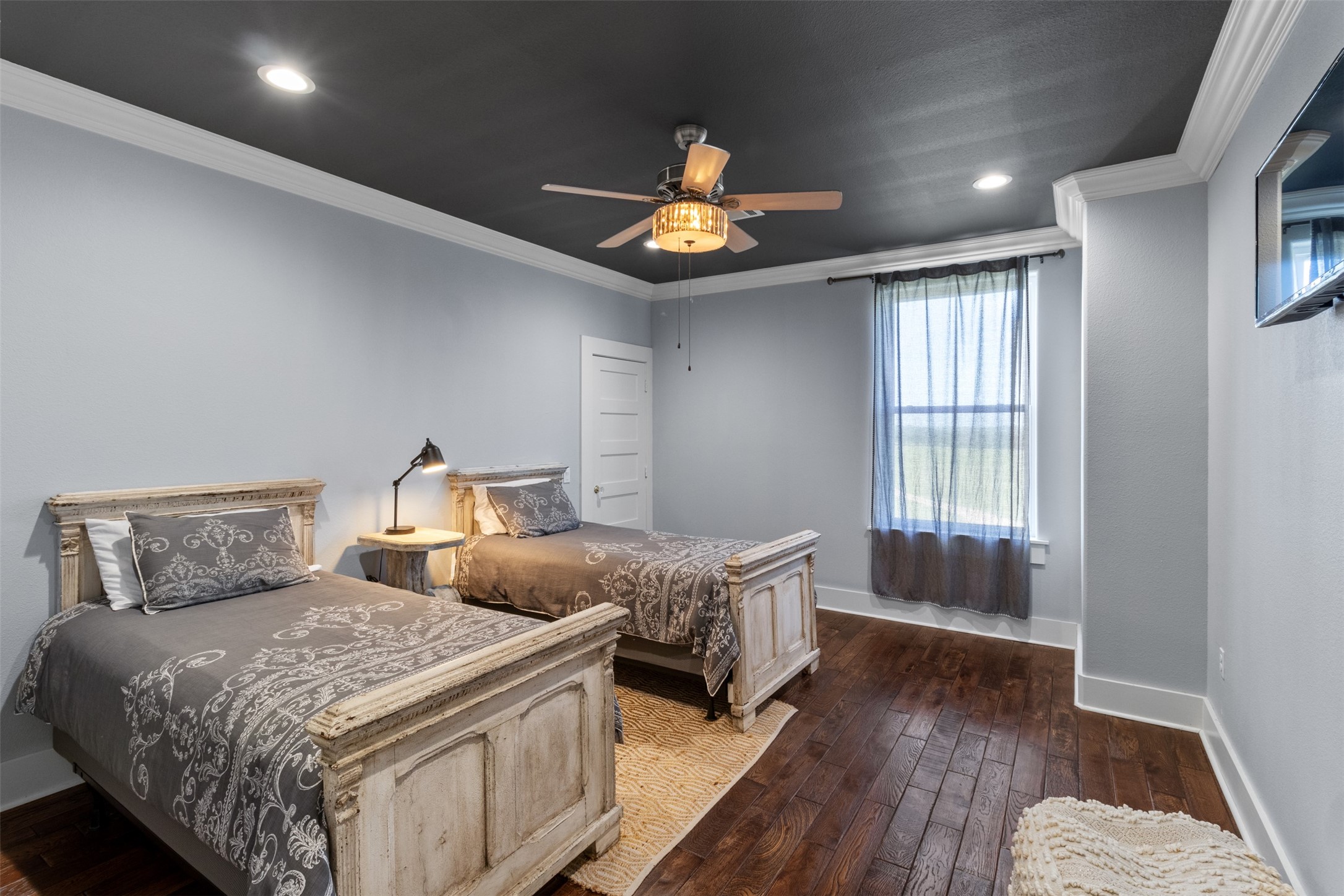 1725 Stokes Road New Ulm, TX 78950 - Photo 20 of 50