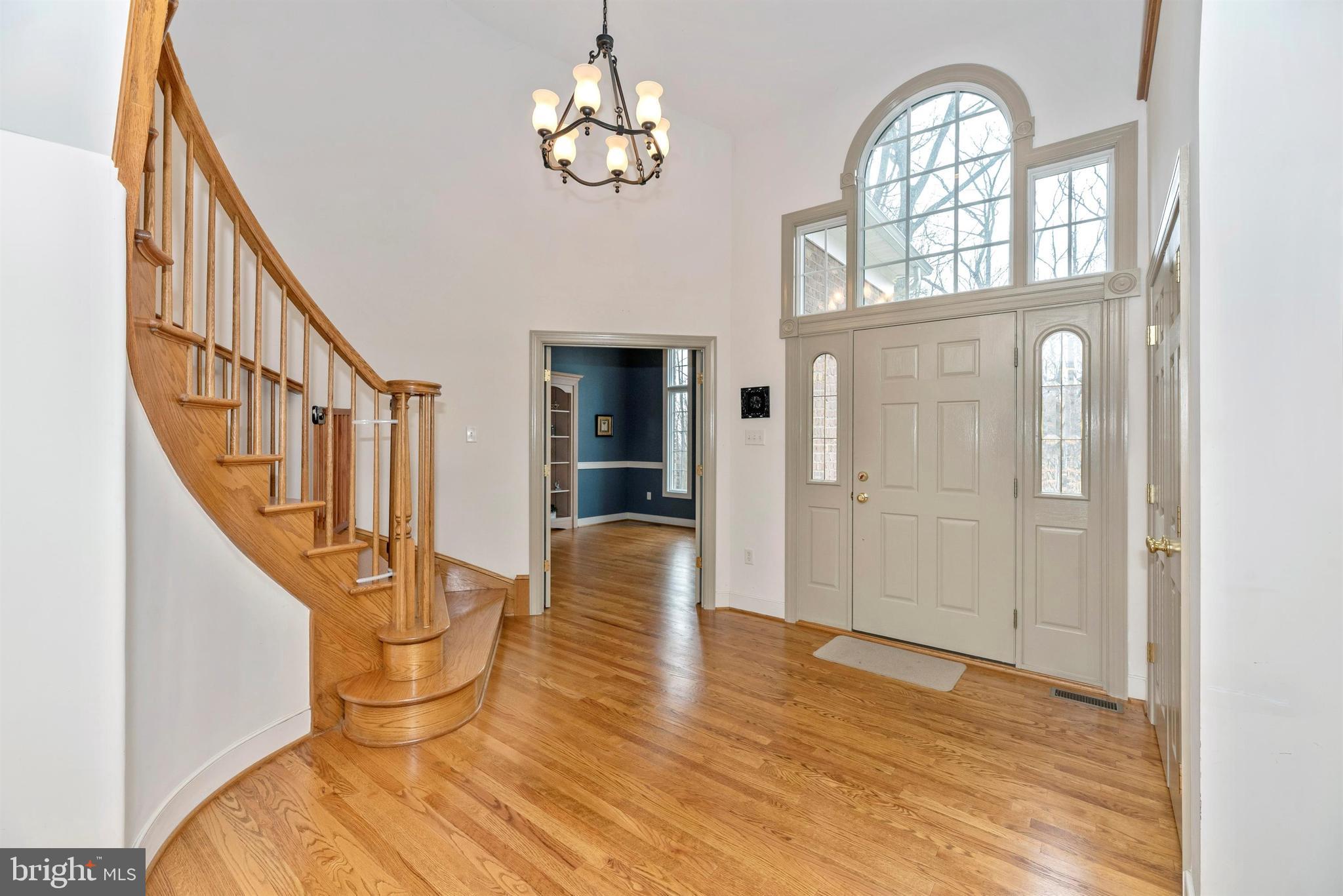 4340 Basford Road Frederick, MD 21703 - Photo 8 of 58 Grand 2-Story Foyer