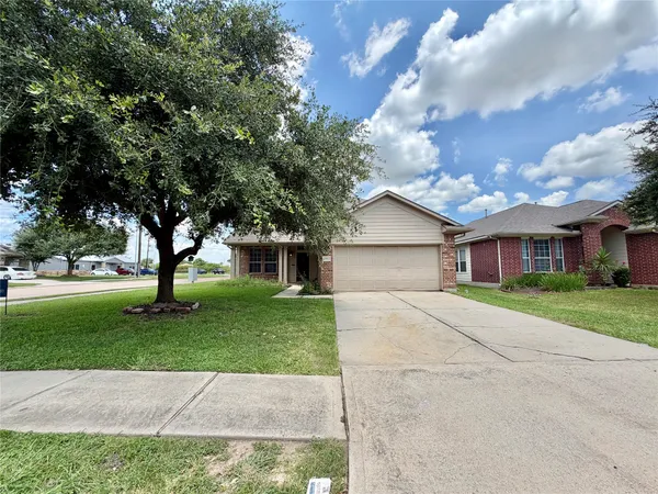 $2,500 | 7403 Bering Landing Drive, Cypress, TX 77433