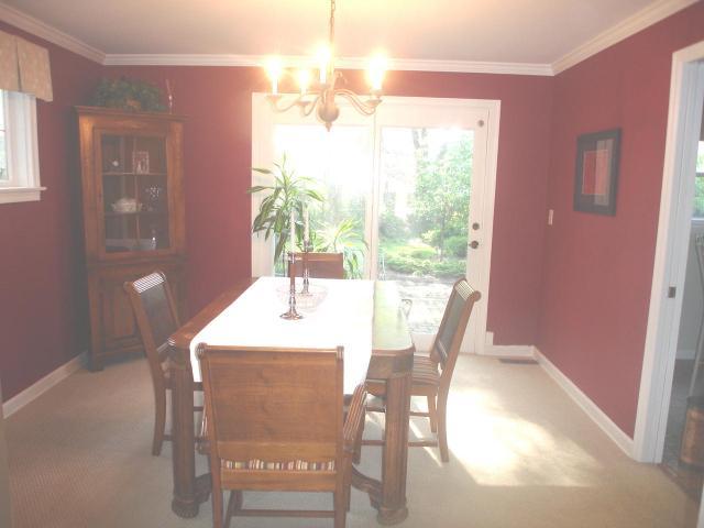 2559 Henthorn Road Columbus, OH 43221 - Photo 5 of 14