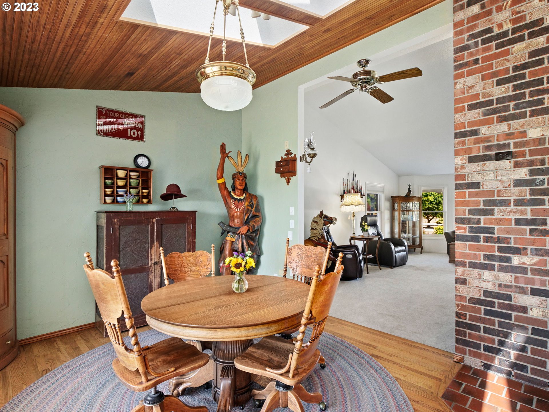 29600 South Dryland Road Canby, OR 97013 - Photo 13 of 48 a view of a dining room with furniture and chandelier