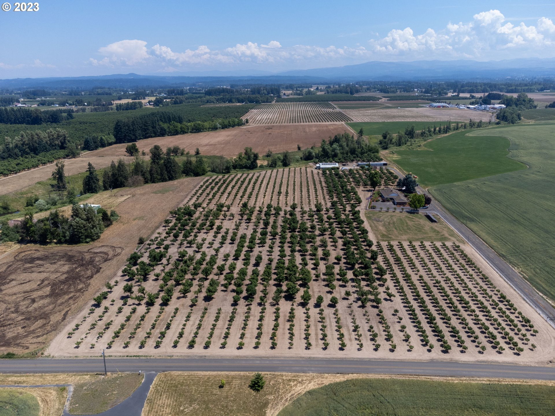 29600 South Dryland Road Canby, OR 97013 - Photo 46 of 48 a view of city from balcony