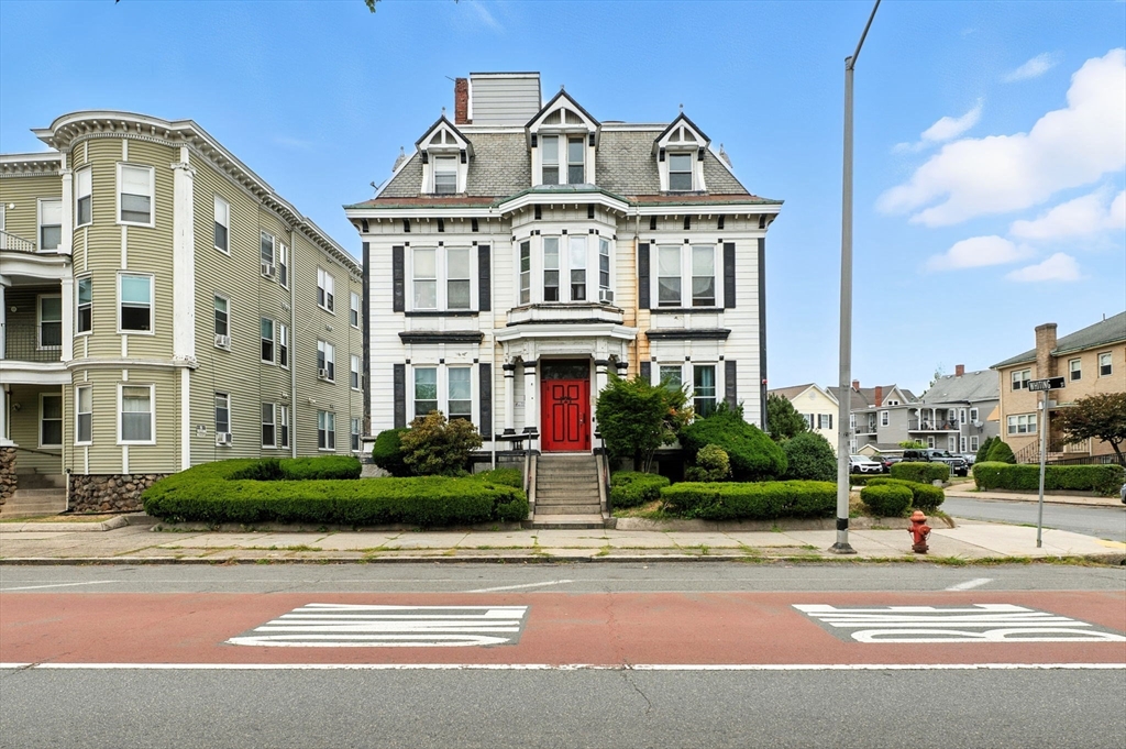 121 North Common Street Lynn, MA 01902 - Photo 2 of 29