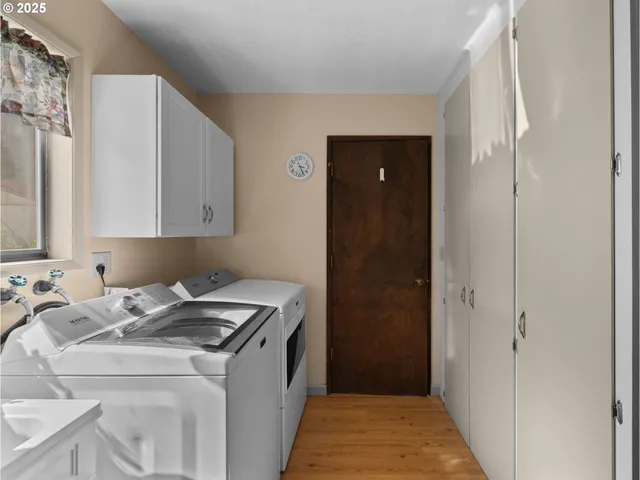 $690,000 | 45495 Southeast Coalman Road, Sandy, OR 97055