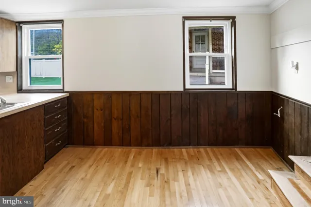 $275,000 | 3024 Oley Turnpike Road, Reading, PA 19606