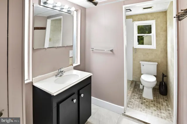 $275,000 | 3024 Oley Turnpike Road, Reading, PA 19606