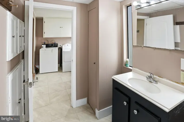 $275,000 | 3024 Oley Turnpike Road, Reading, PA 19606