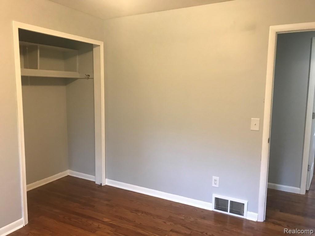 8475 Mason Road Fowlerville, MI 48836 - Photo 28 of 63 bedroom