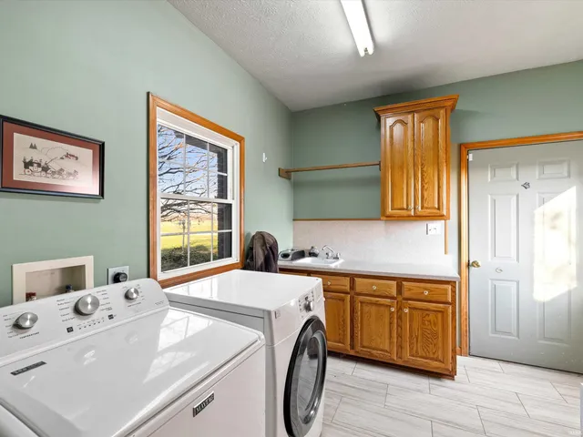 $479,900 | 669 South County Road 800 West, Rockport, IN 47635