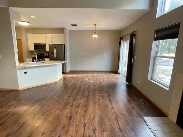 $2,399 | 458 Landmark Avenue, Unit 458, Yorkville, IL 60560