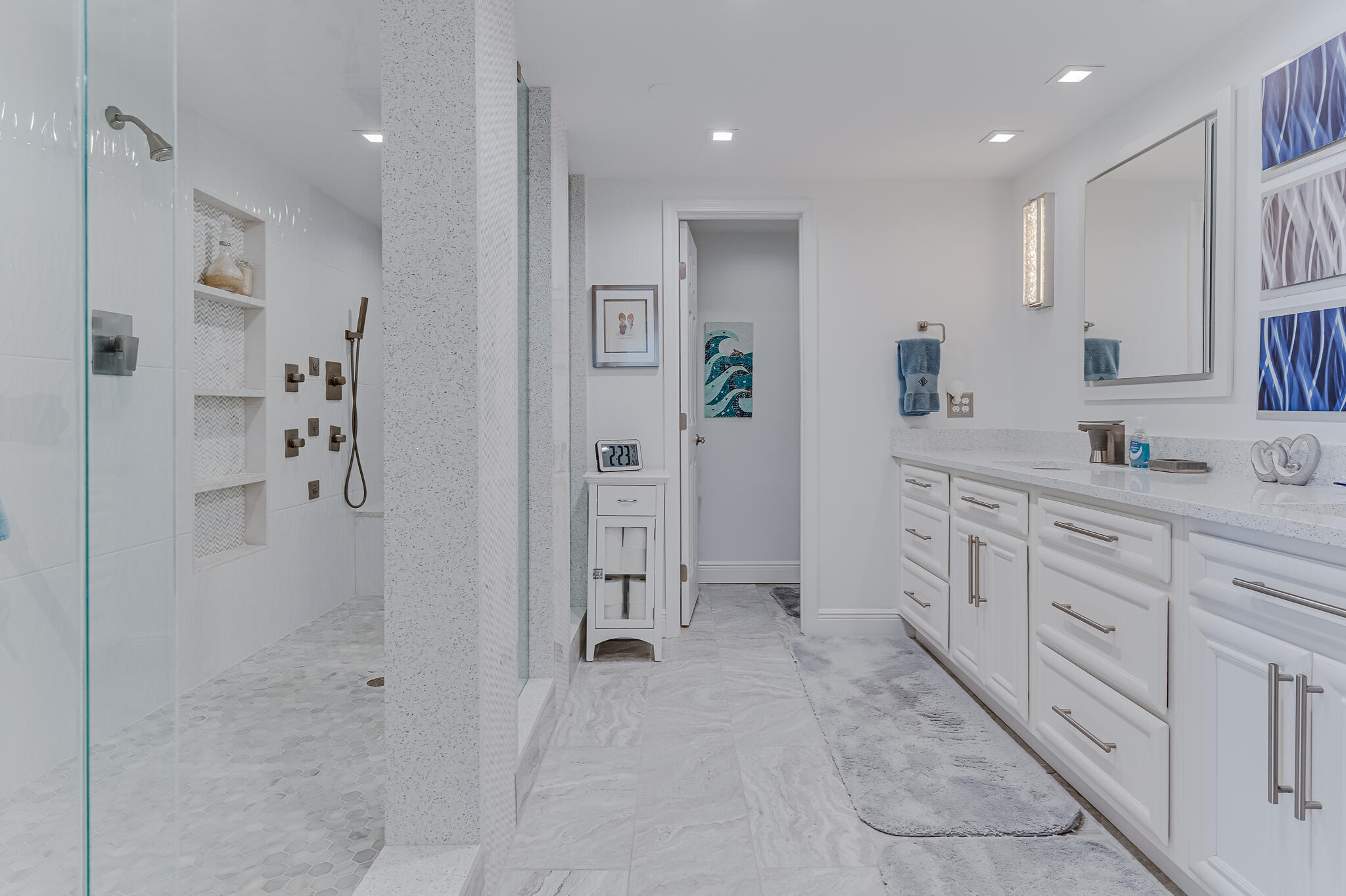 1096 Scenic Gulf Drive, Unit PH 1602 Miramar Beach, FL 32550 - Photo 42 of 80 a bathroom with a shower