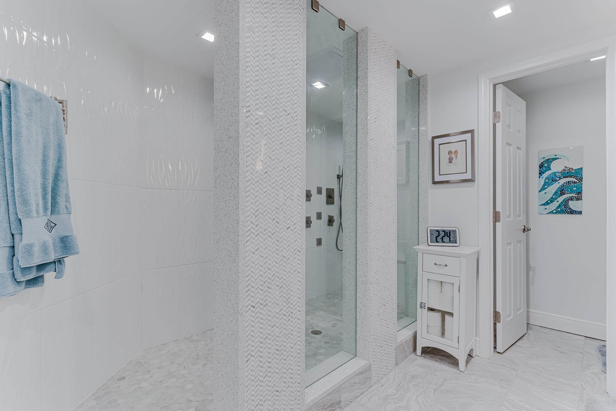 1096 Scenic Gulf Drive, Unit PH 1602 Miramar Beach, FL 32550 - Photo 44 of 80 a bathroom with a shower