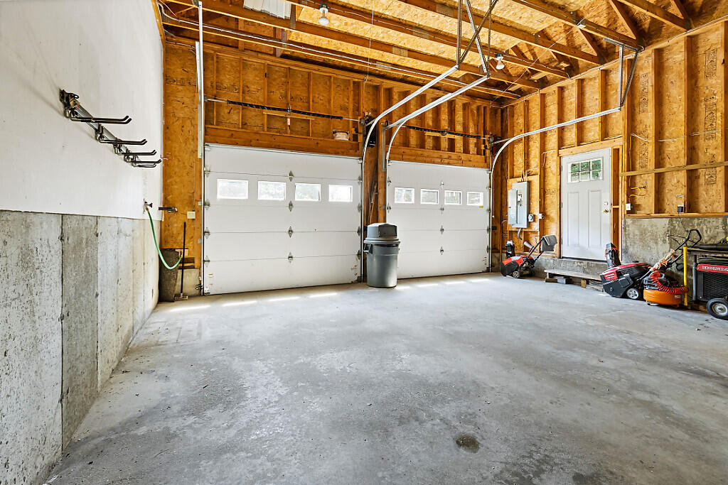 148 Academy Road Bowdoin, ME 04287 - Photo 54 of 82 62_BP5A1535_DxO_mls