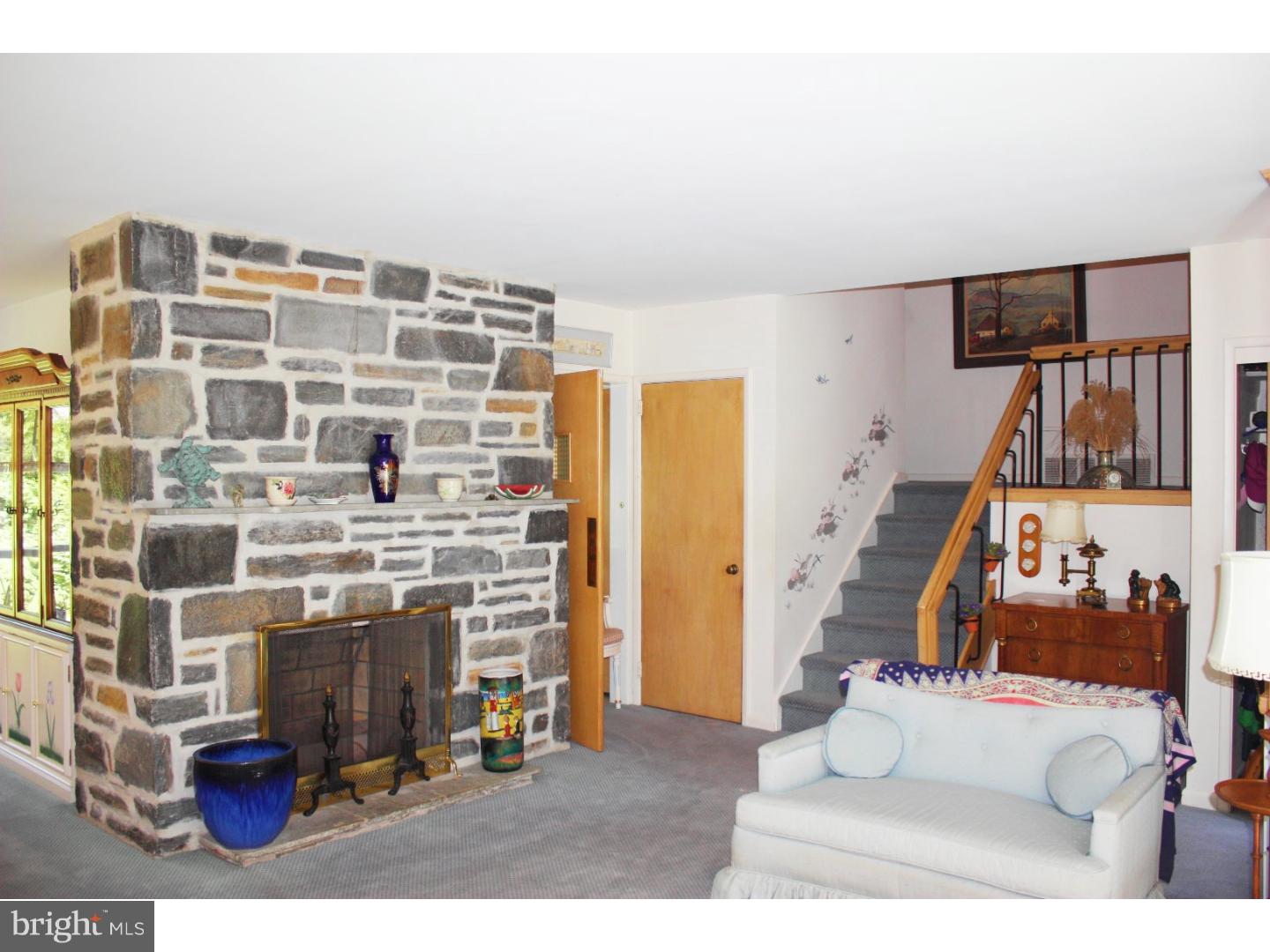 120 Whitemarsh Road Ardmore, PA 19003 - Photo 4 of 20