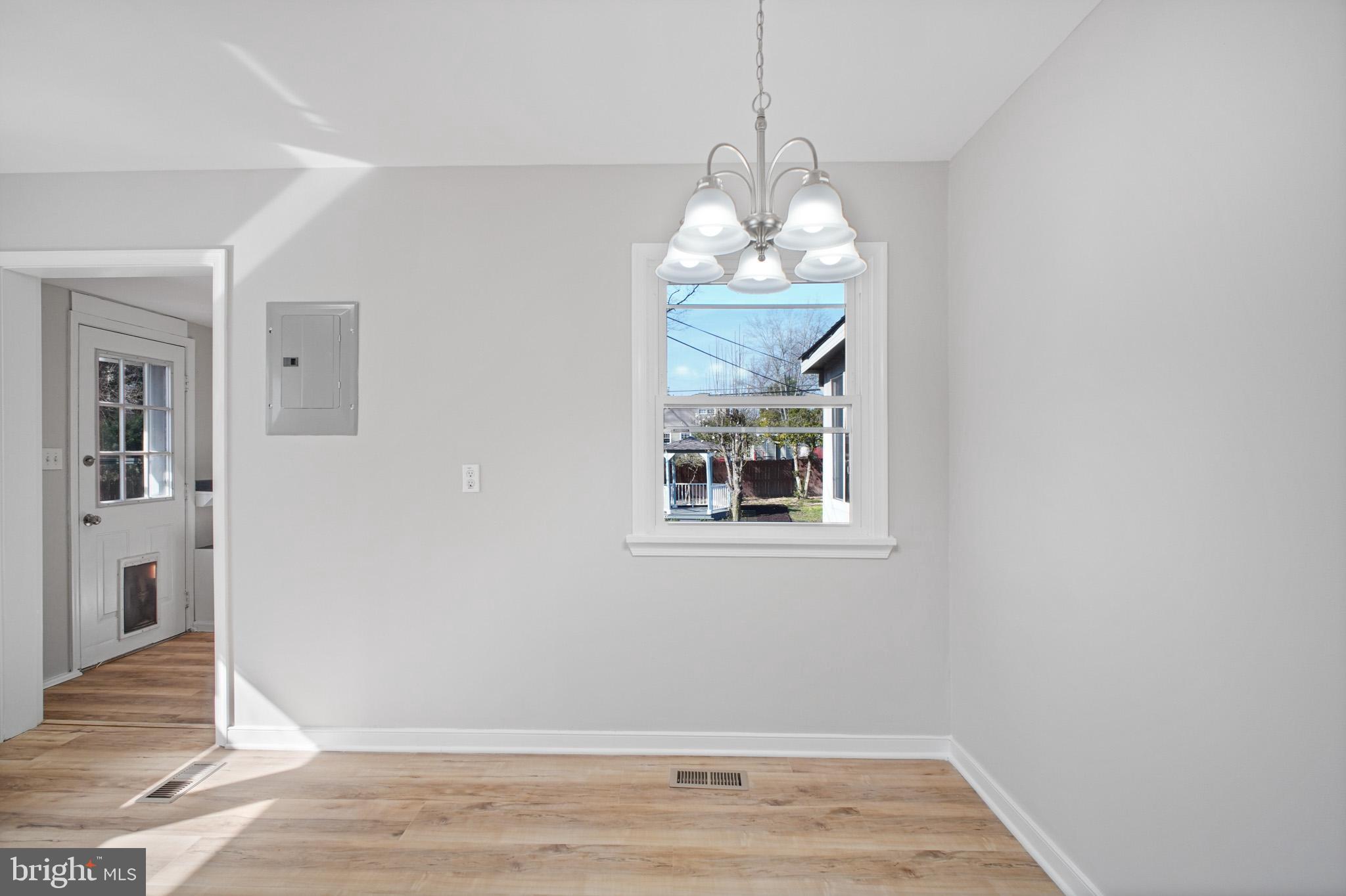 33 Blair Road Fredericksburg, VA 22405 - Photo 13 of 45