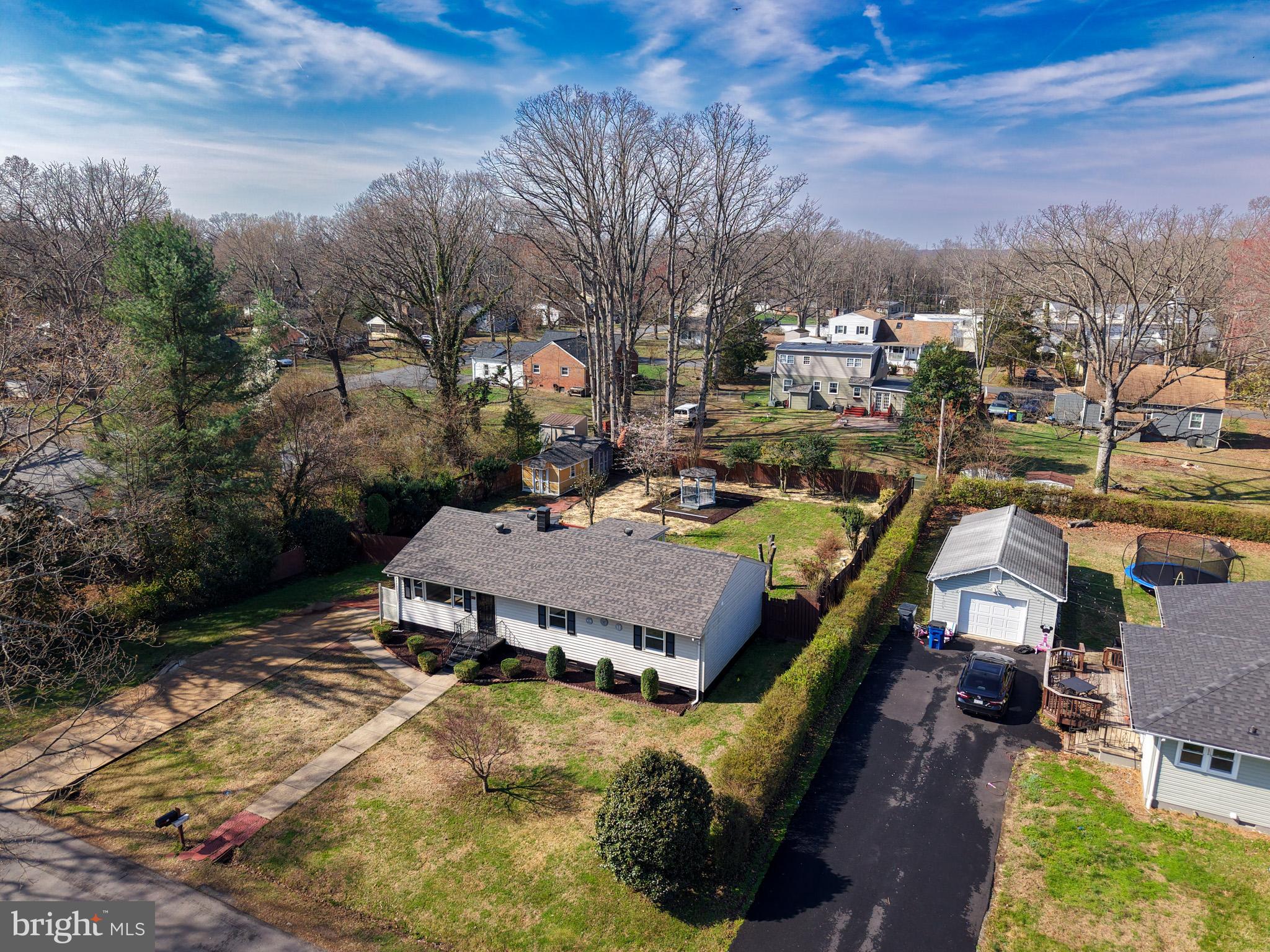 33 Blair Road Fredericksburg, VA 22405 - Photo 5 of 45