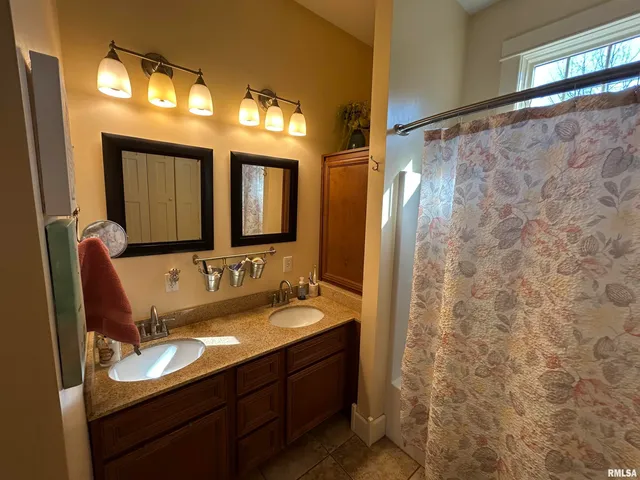 $115,000 | 118 West Clark Street, Havana, IL 62644