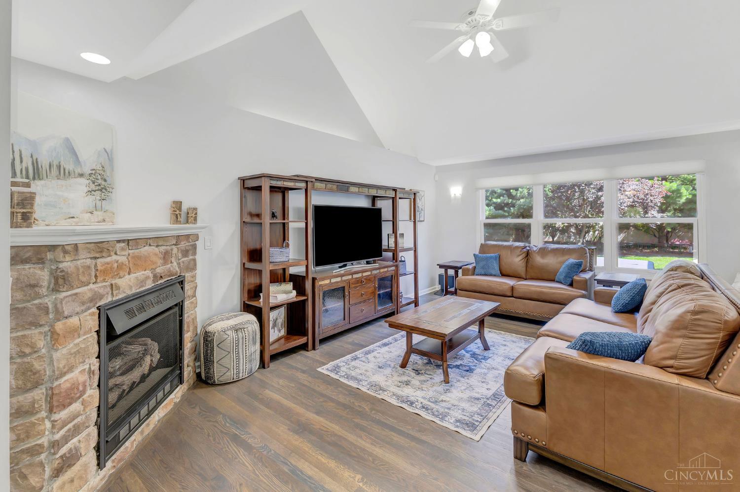 5780 Oakridge Road Hamilton, OH 45011 - Photo 5 of 69