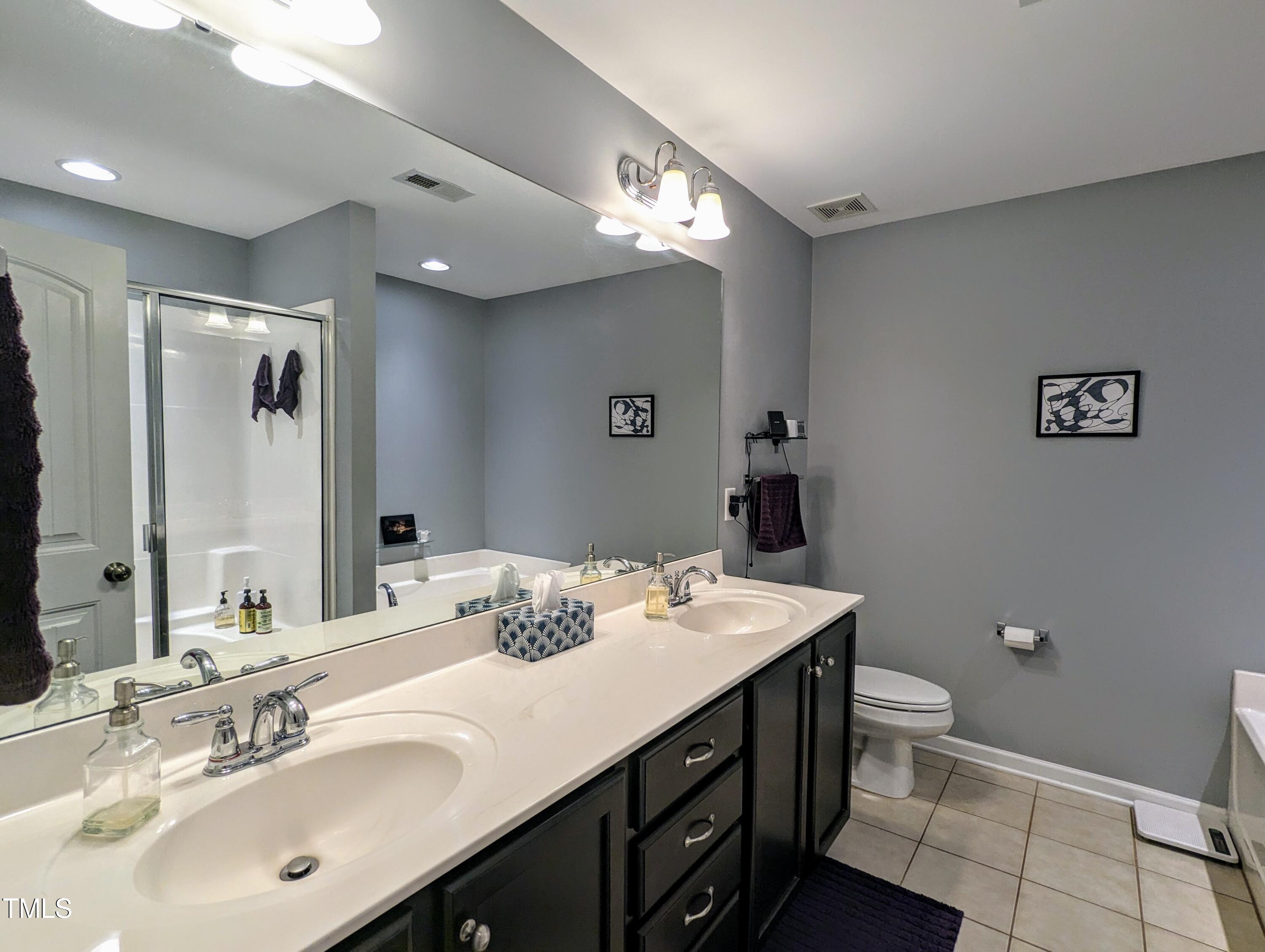 2447 Memory Ridge Drive Raleigh, NC 27606 - Photo 15 of 37 PXL_20240412_192644142