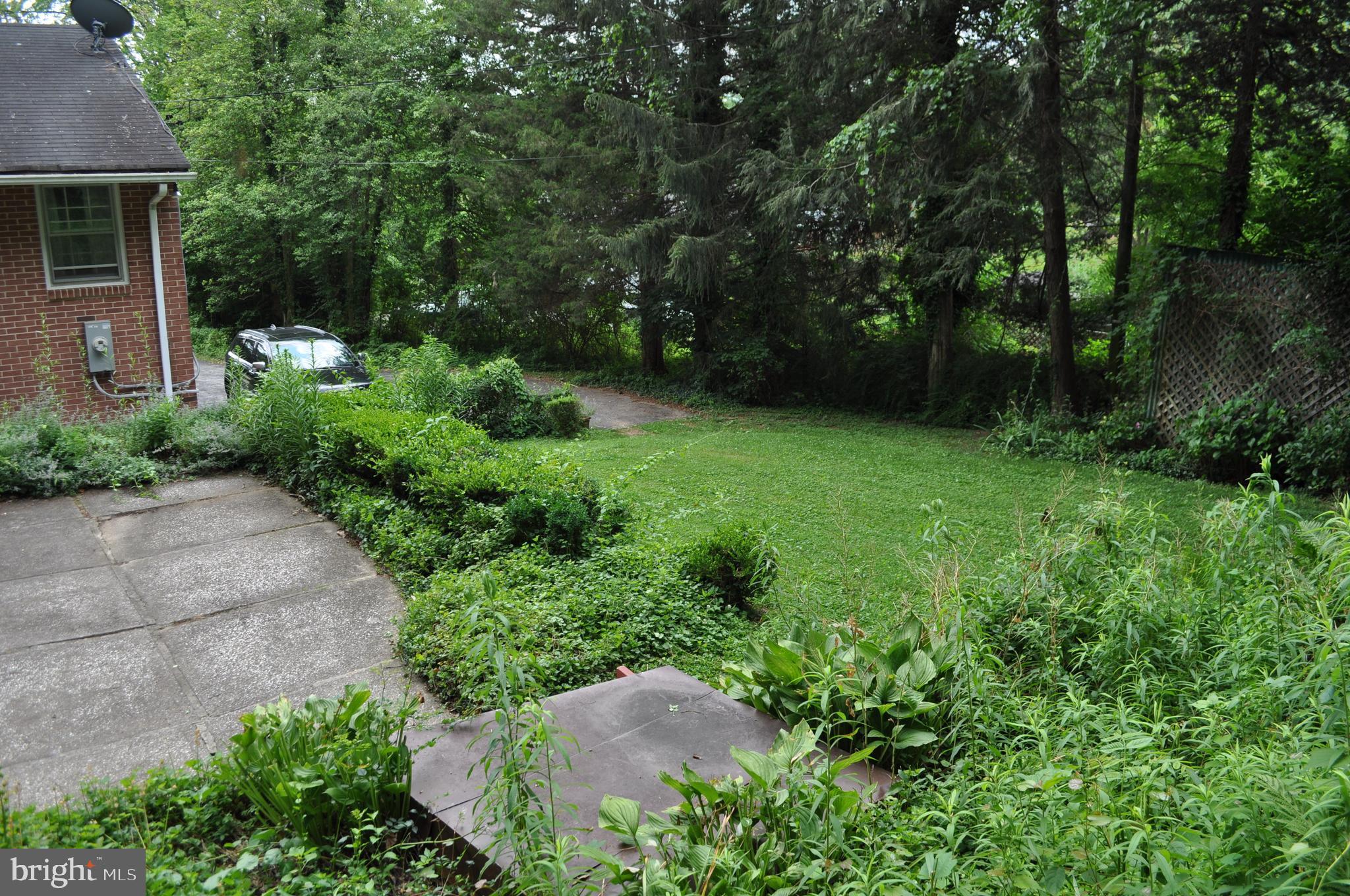 1206 Belfast Road Sparks, MD 21152 - Photo 5 of 47 Rear yard