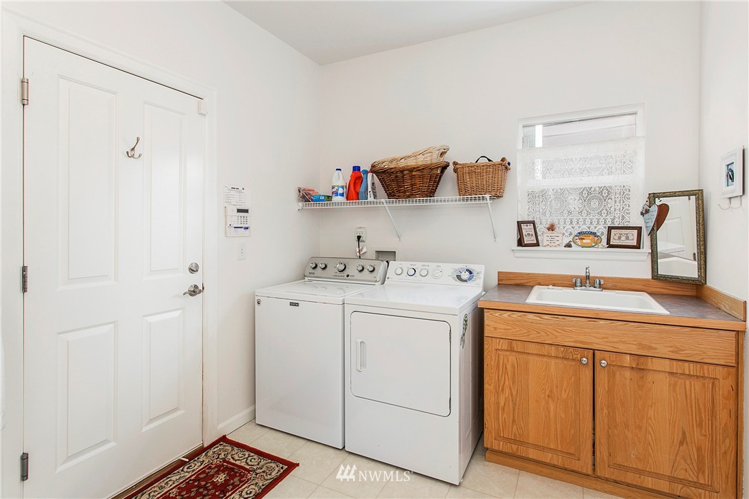 3224 174th Place Southeast Bothell, WA 98012 - Photo 14 of 25 Gallery Image 14