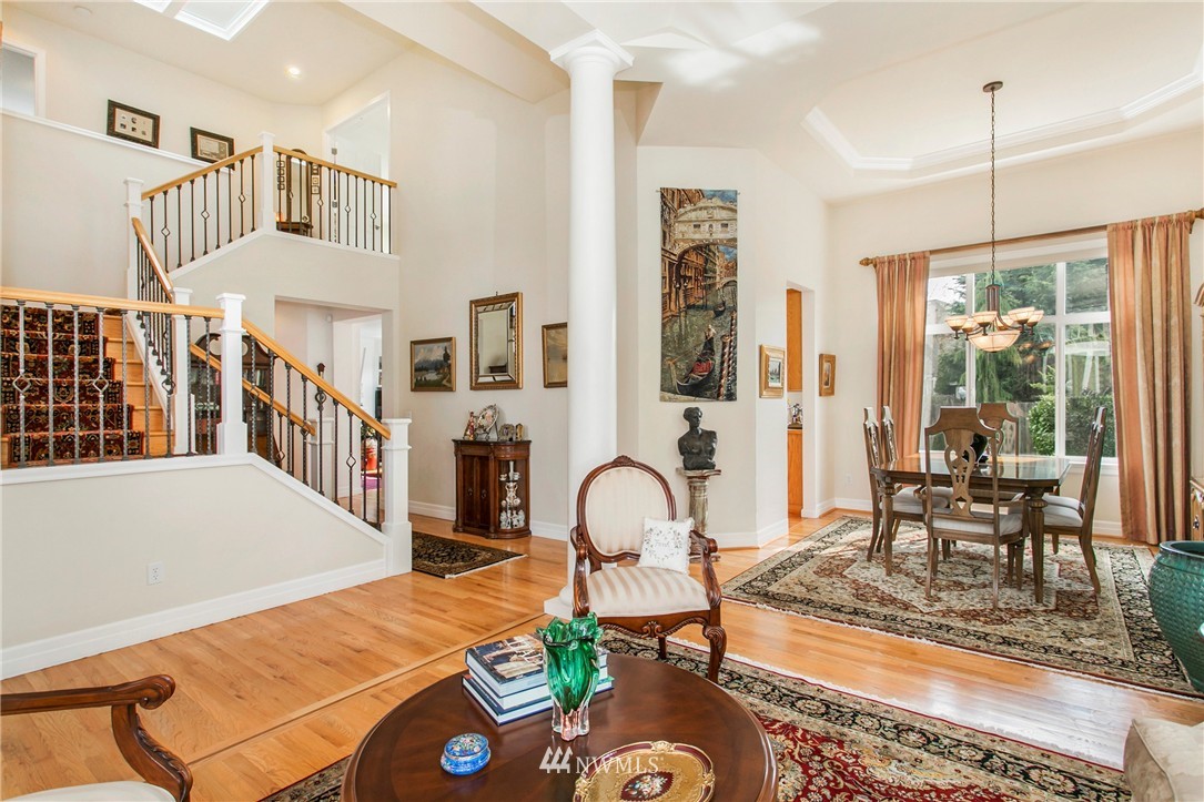 3224 174th Place Southeast Bothell, WA 98012 - Photo 3 of 25 Gallery Image 3
