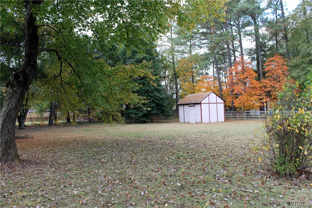 7429 Colts Neck Road Mechanicsville, VA 23111 - Photo 3 of 22 Gallery Image 3