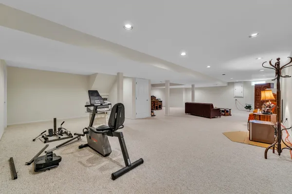 $649,900 | 805 Marlpool Drive, Saline, MI 48176