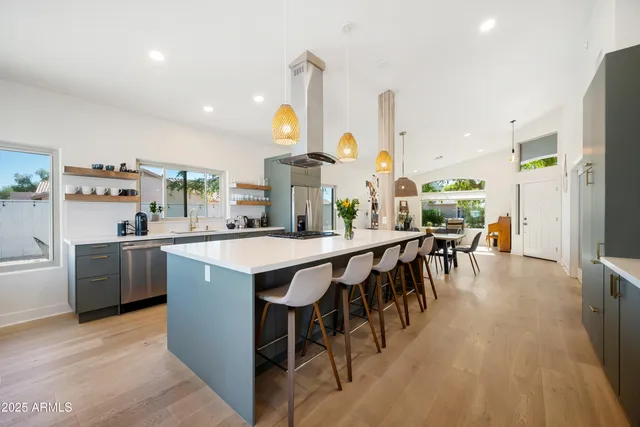 $880,000 | 6994 West Monte Lindo, Glendale, AZ 85310