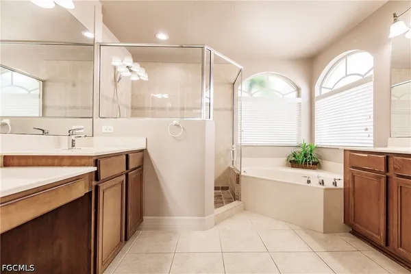 $3,300 | 3573 Malagrotta Circle, Cape Coral, FL 33909