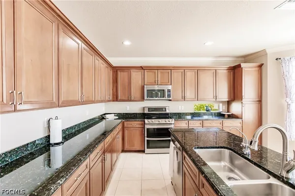 $3,300 | 3573 Malagrotta Circle, Cape Coral, FL 33909