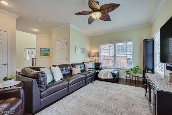 $1,049,999 | 197 Amboy Avenue, Metuchen, NJ 08840