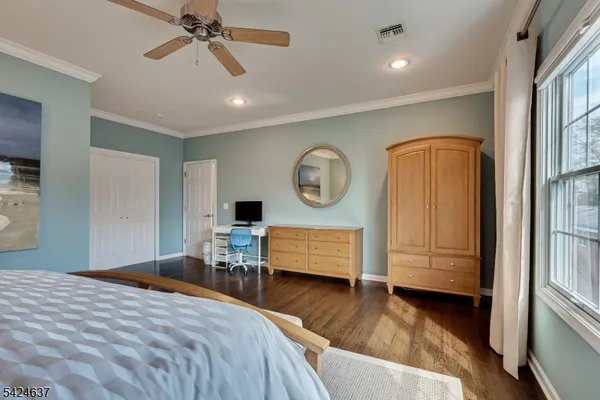 $1,049,999 | 197 Amboy Avenue, Metuchen, NJ 08840