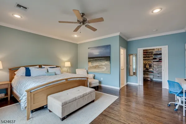 $1,049,999 | 197 Amboy Avenue, Metuchen, NJ 08840