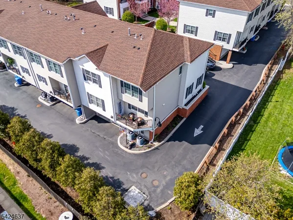 $1,049,999 | 197 Amboy Avenue, Metuchen, NJ 08840