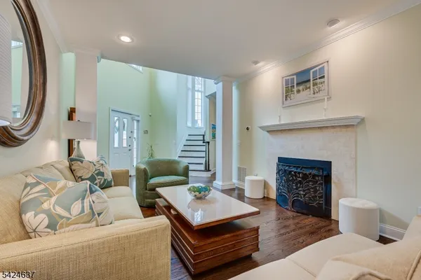 $1,049,999 | 197 Amboy Avenue, Metuchen, NJ 08840