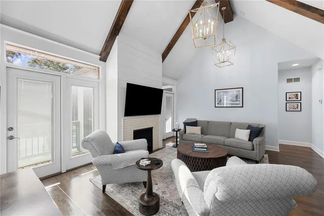 $849,000 | 7874 Howe Circle, Prairie Village, KS 66208