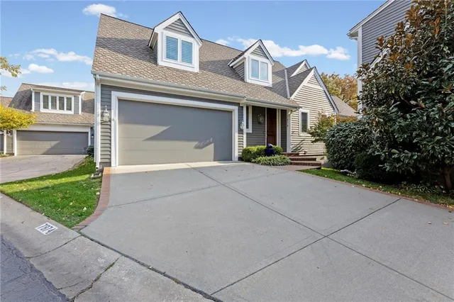 $849,000 | 7874 Howe Circle, Prairie Village, KS 66208