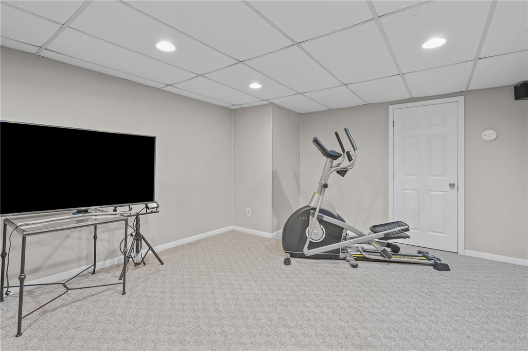 372 Post Road Westerly, RI 02891 - Photo 42 of 49
