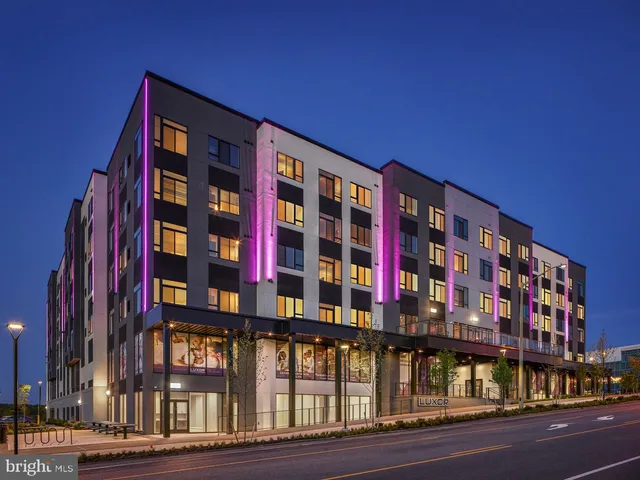 $2,343 | 9 Presidential Boulevard, Unit 1B408, Bala Cynwyd, PA 19004