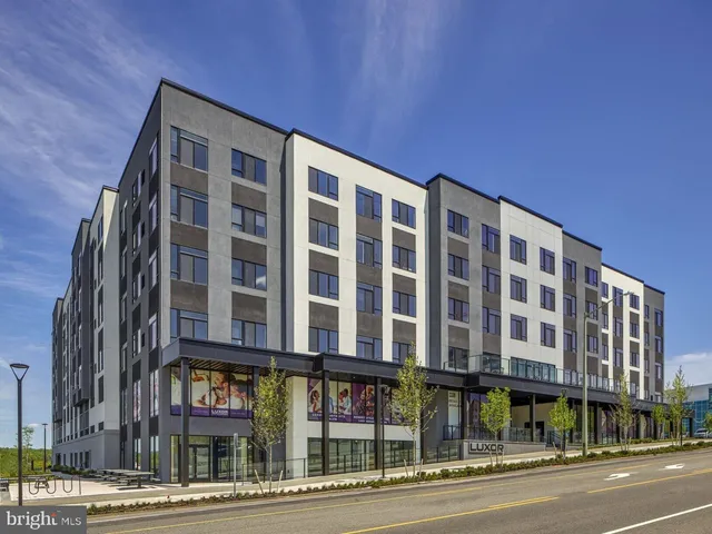 $2,343 | 9 Presidential Boulevard, Unit 1B408, Bala Cynwyd, PA 19004