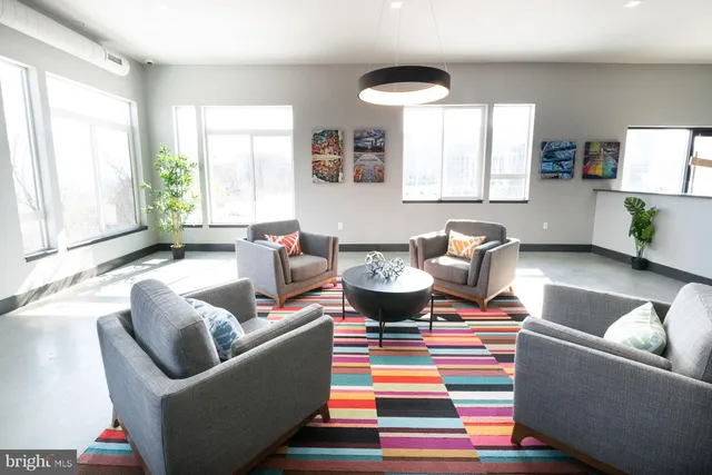 $2,343 | 9 Presidential Boulevard, Unit 1B408, Bala Cynwyd, PA 19004