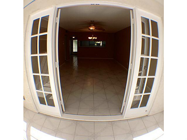 2950 Southeast Ocean Boulevard, Unit 1357 Stuart, FL 34996 - Photo 9 of 25 a view of entryway