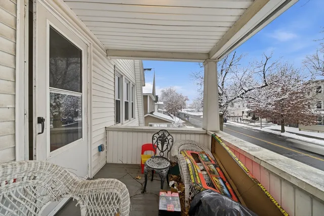 $379,900 | 571-573 Carew Street, Springfield, MA 01104